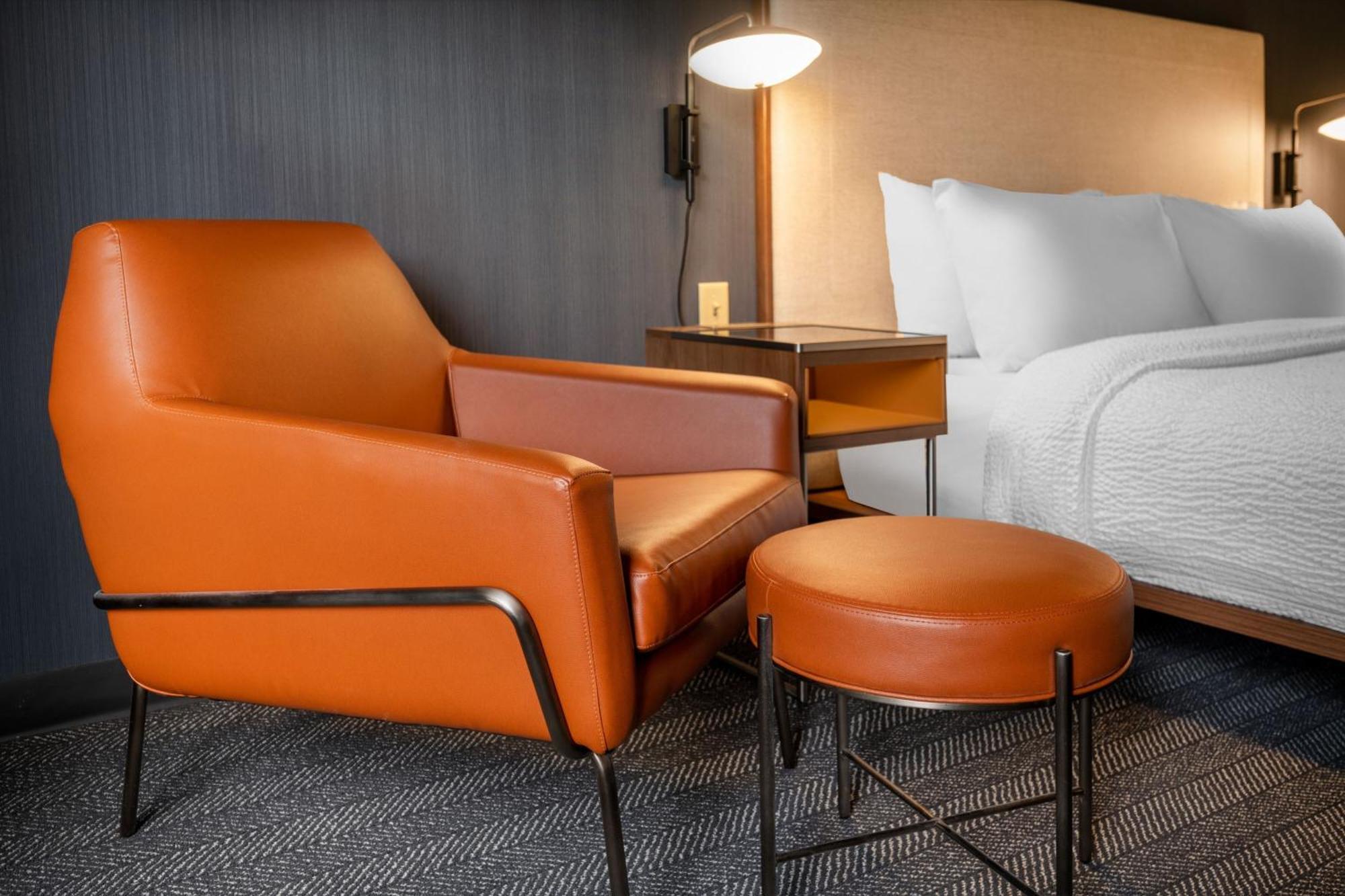 מלון Courtyard Columbus Airport מראה חיצוני תמונה